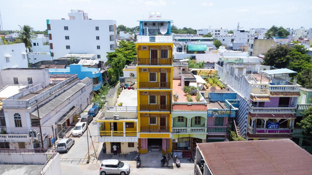 Le Suresh Guest House Pondicherry Exterior photo
