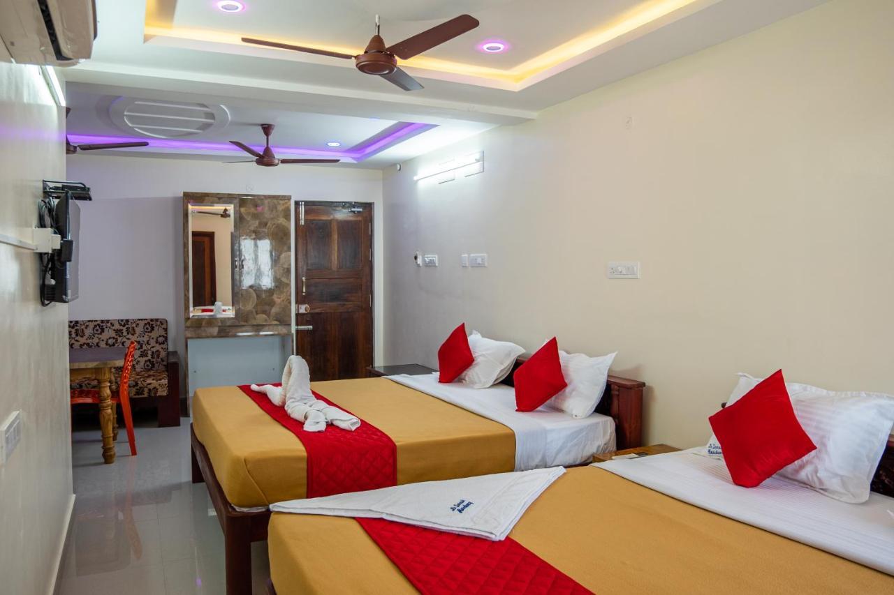 Le Suresh Guest House Pondicherry Exterior photo