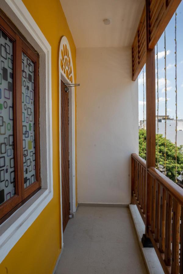 Le Suresh Guest House Pondicherry Exterior photo